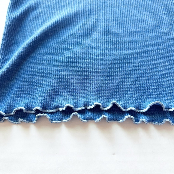 American Eagle Outfitters Cropped Long Sleeve Top - Picture 4 of 13